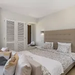 Garden Paradise, Old Town & Apartment *